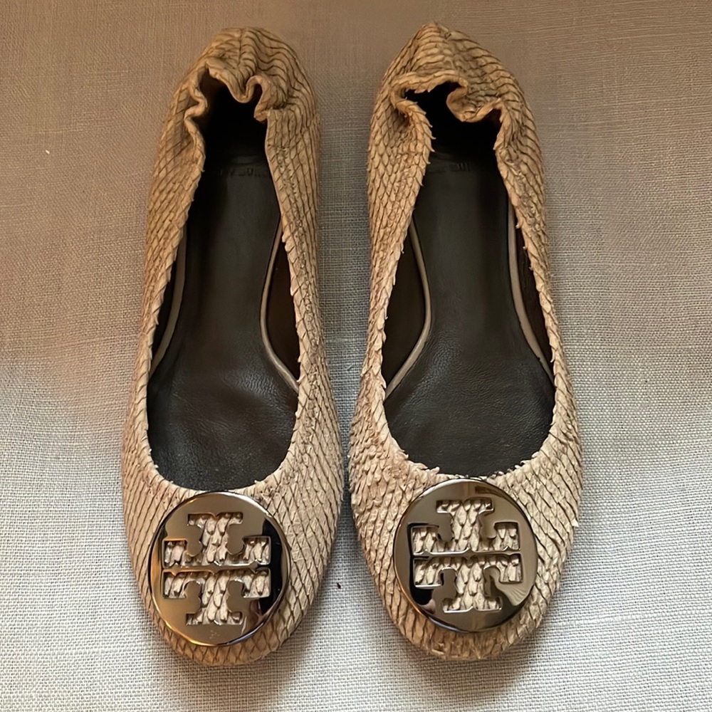 Tory Burch Ballerina Flats Shoes Taupe “snake skin”.